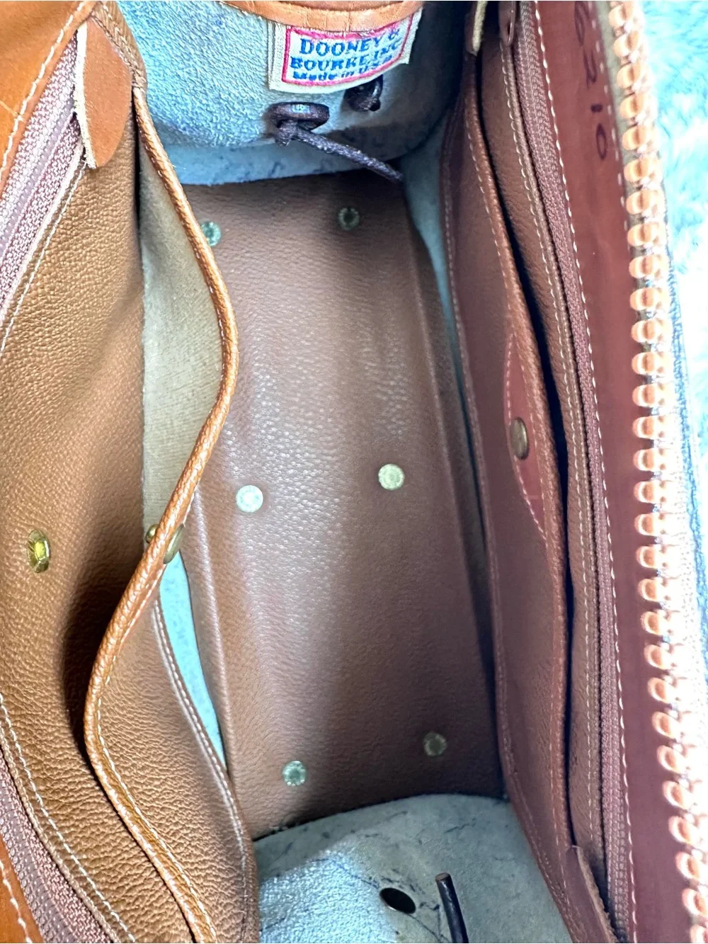 Dooney & Bourke Vintage Satchel Shoulder Bag ‘90s Tan Pebble Leather